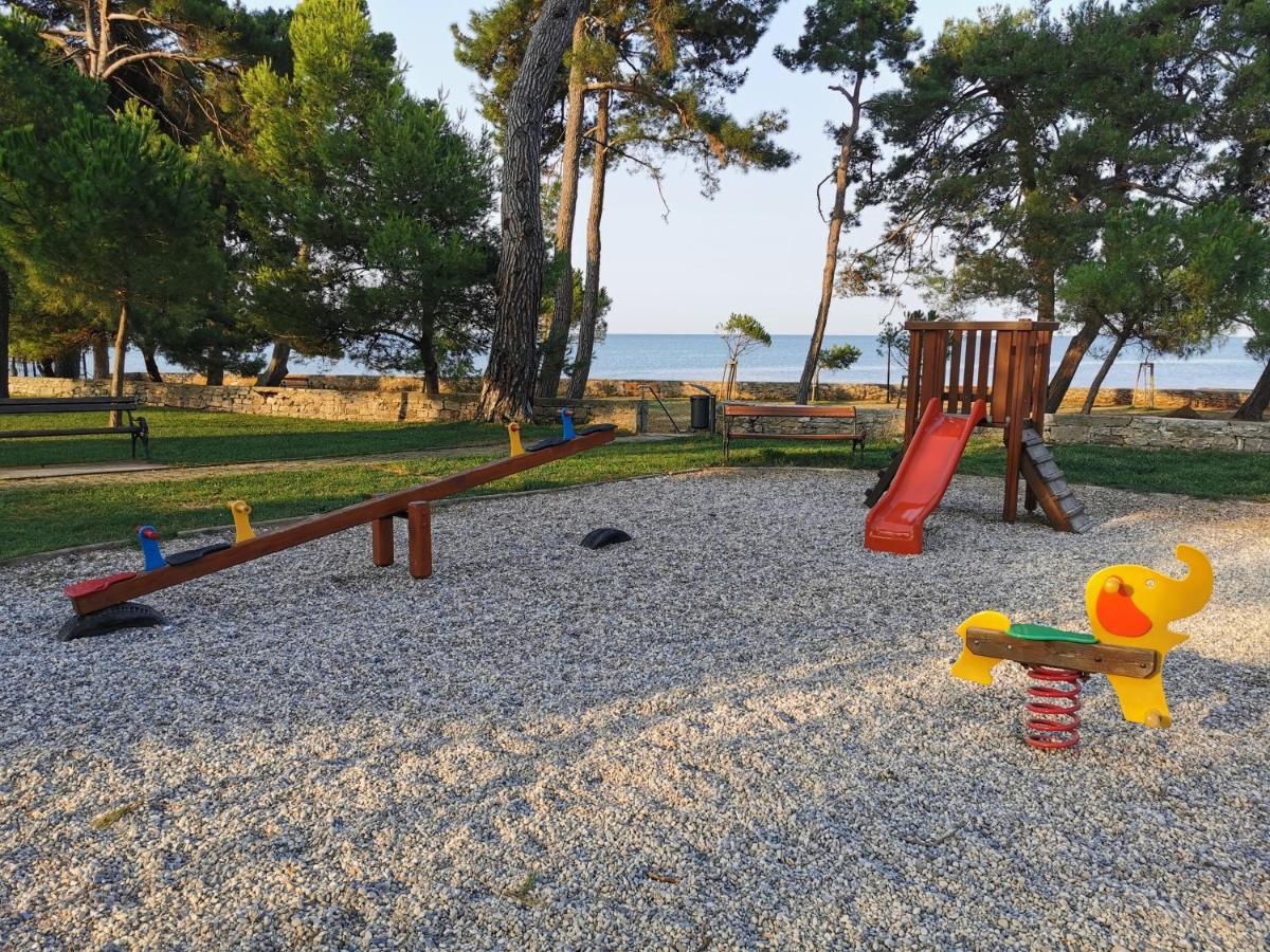 Mirta Deluxe Superior 5 Star Apartment, Your Piece Of Heaven By The Sea & Park, With Sea & Park View Новиград Экстерьер фото