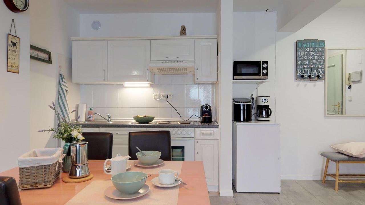 Mirta Deluxe Superior 5 Star Apartment, Your Piece Of Heaven By The Sea & Park, With Sea & Park View Новиград Экстерьер фото